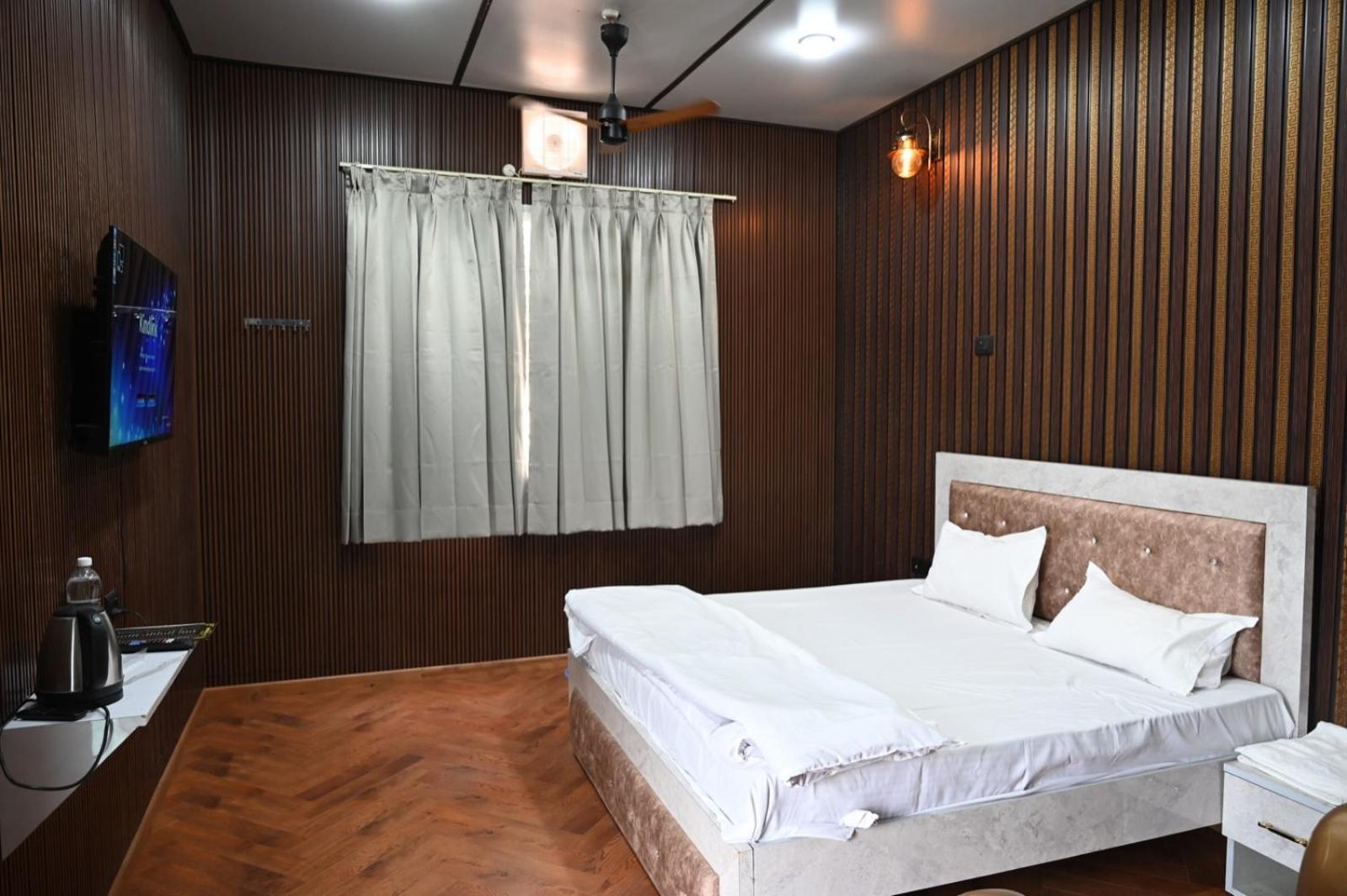 4 Seasons Resort By Jain Residency Sohna 외부 사진