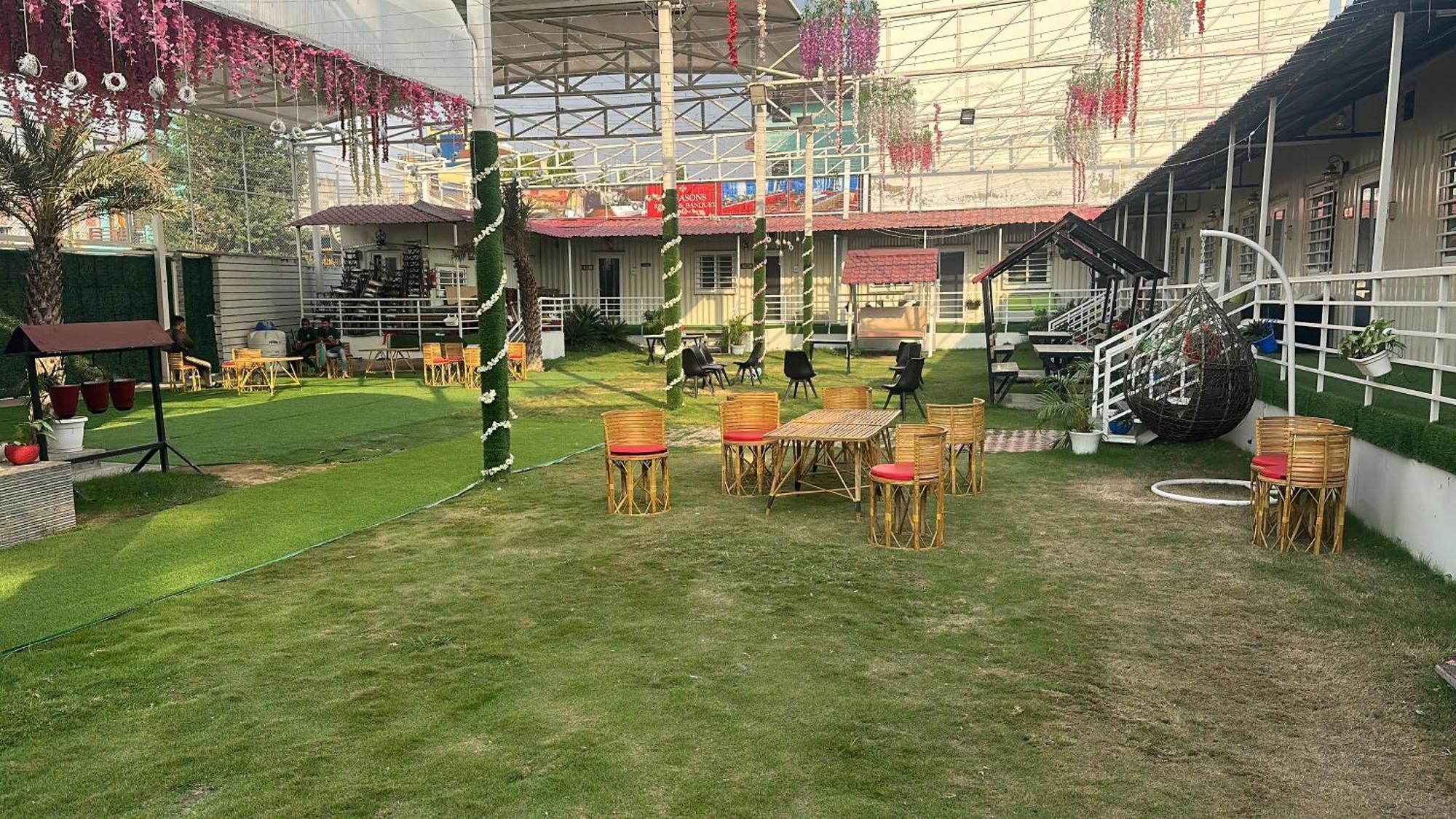 4 Seasons Resort By Jain Residency Sohna 외부 사진